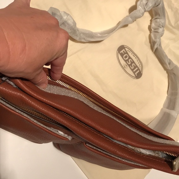 NWT Fossil piper small Crossbody brown pockets - Picture 11 of 15